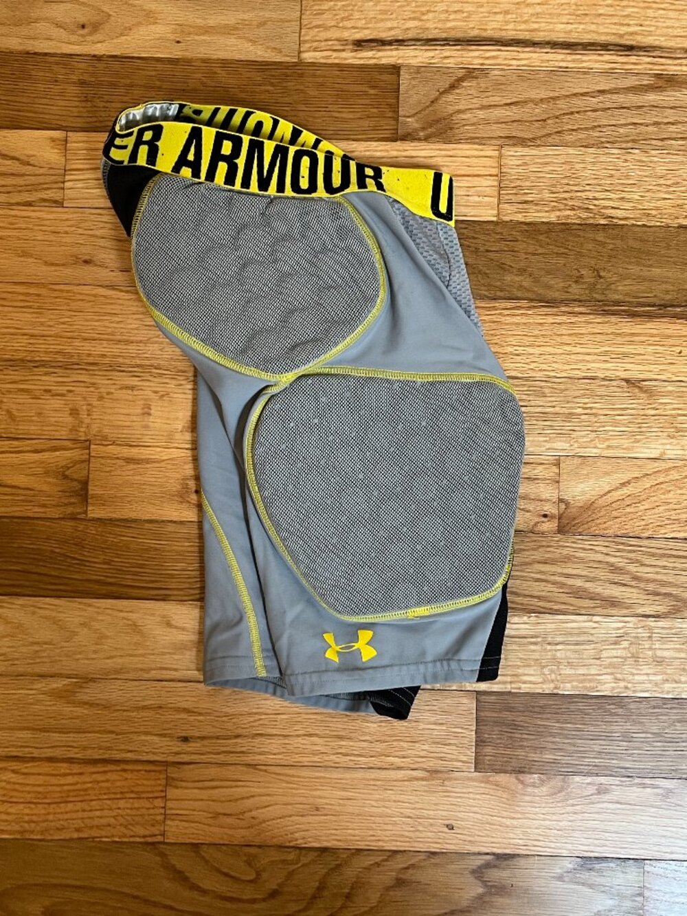 Men's Small Under Armour Padded Football Girdle Compression Shorts Gray
